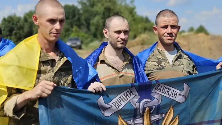 Другий етап обміну “1000 на 1000”: додому повернулися ще 307 українських захисників